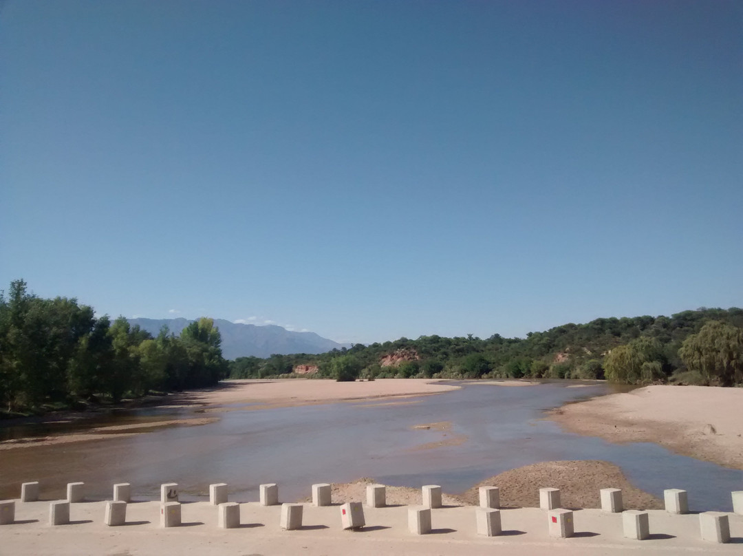Mina Clavero River景点图片