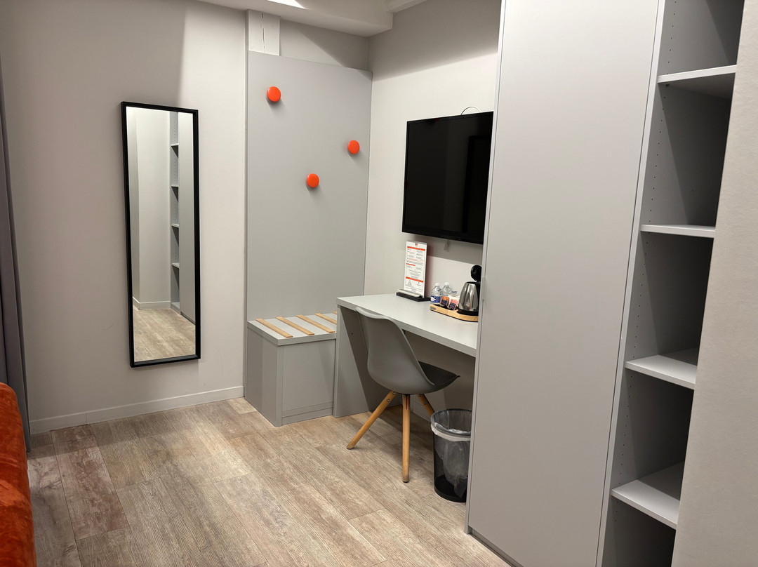Mandarina Hotel主图