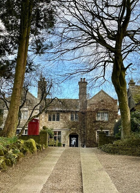 石质别墅酒店主图