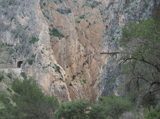 Guided Spain Tours-埃斯特波纳必去景点