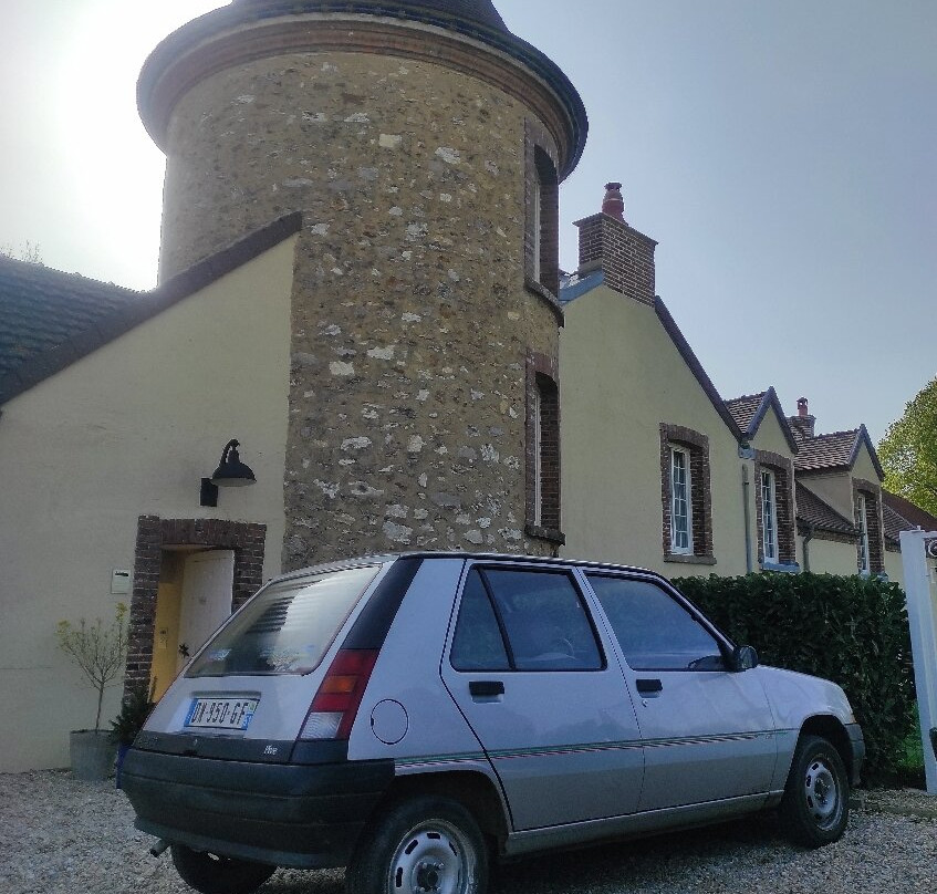 Le Petit Château主图