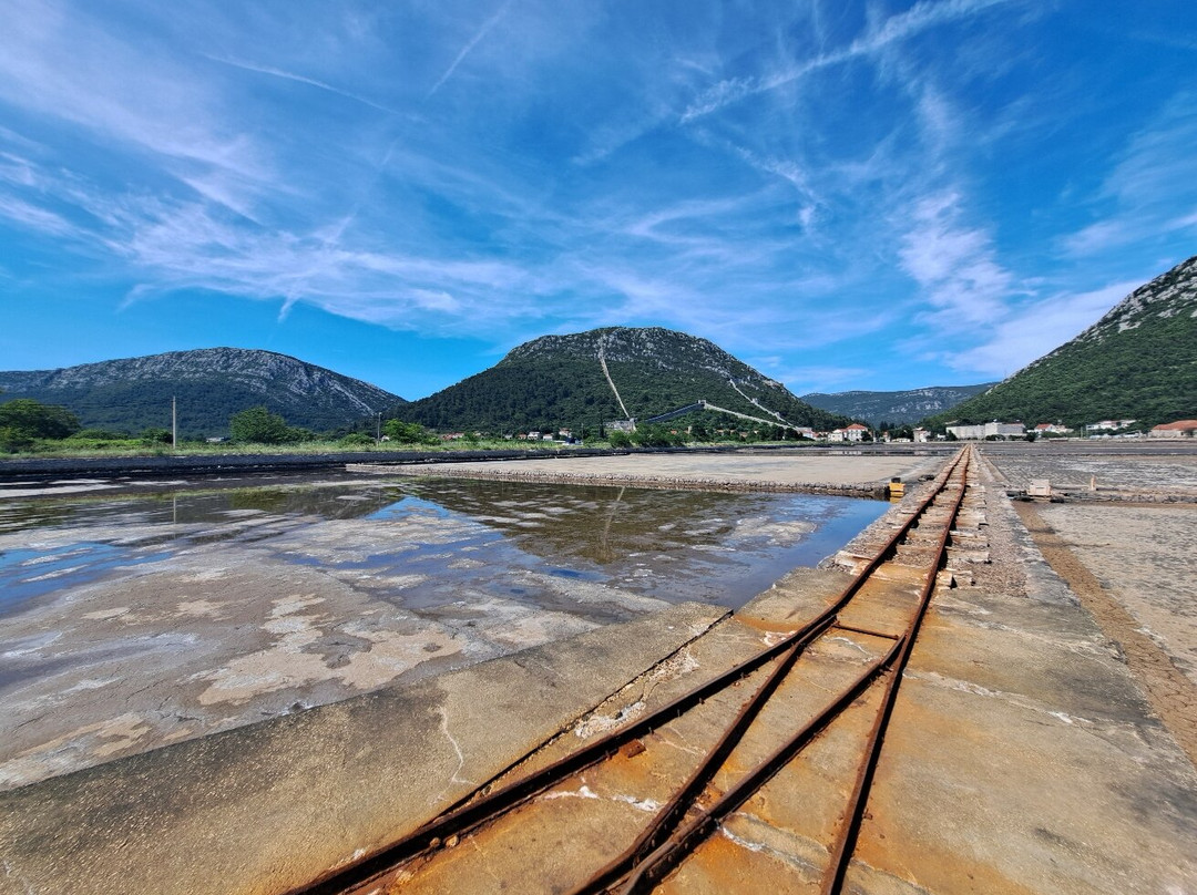 Ston Salt Works景点图片