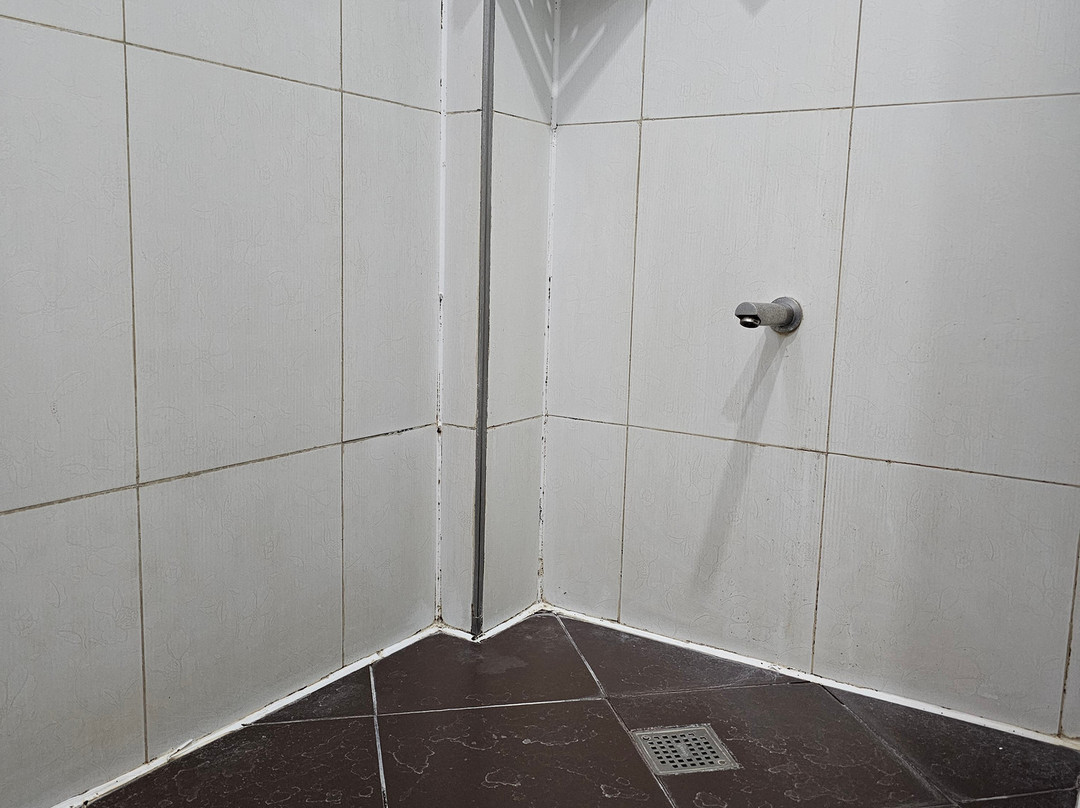 安吉利斯皇后酒店主图