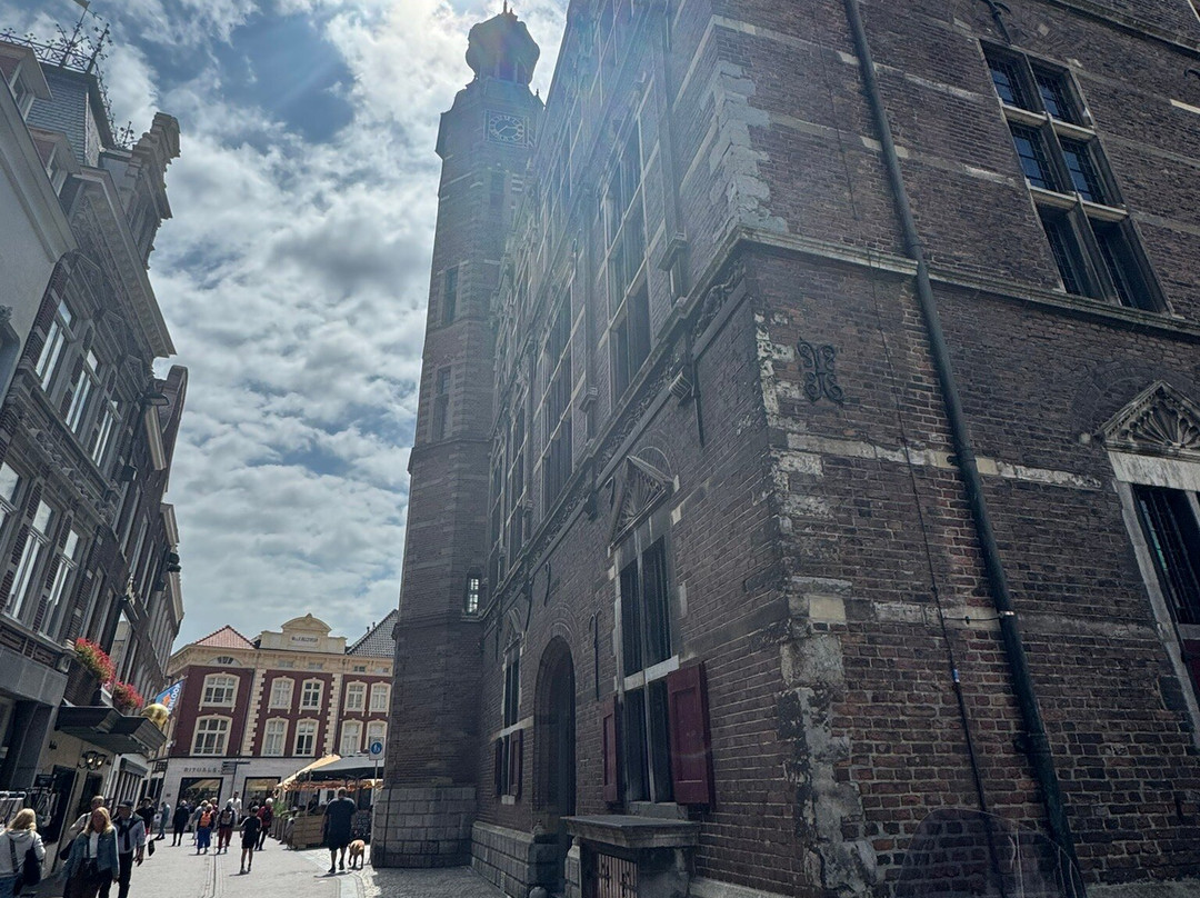 Stadhuis-芬洛必去景点
