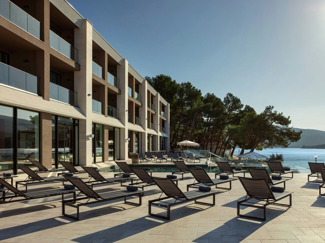 The Isolano, Cres, Autograph Collection