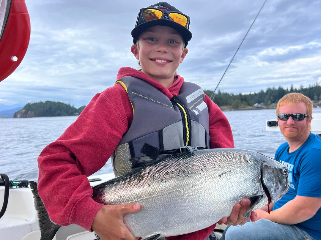 Fishing Storie Charters-坎贝尔里弗必去景点