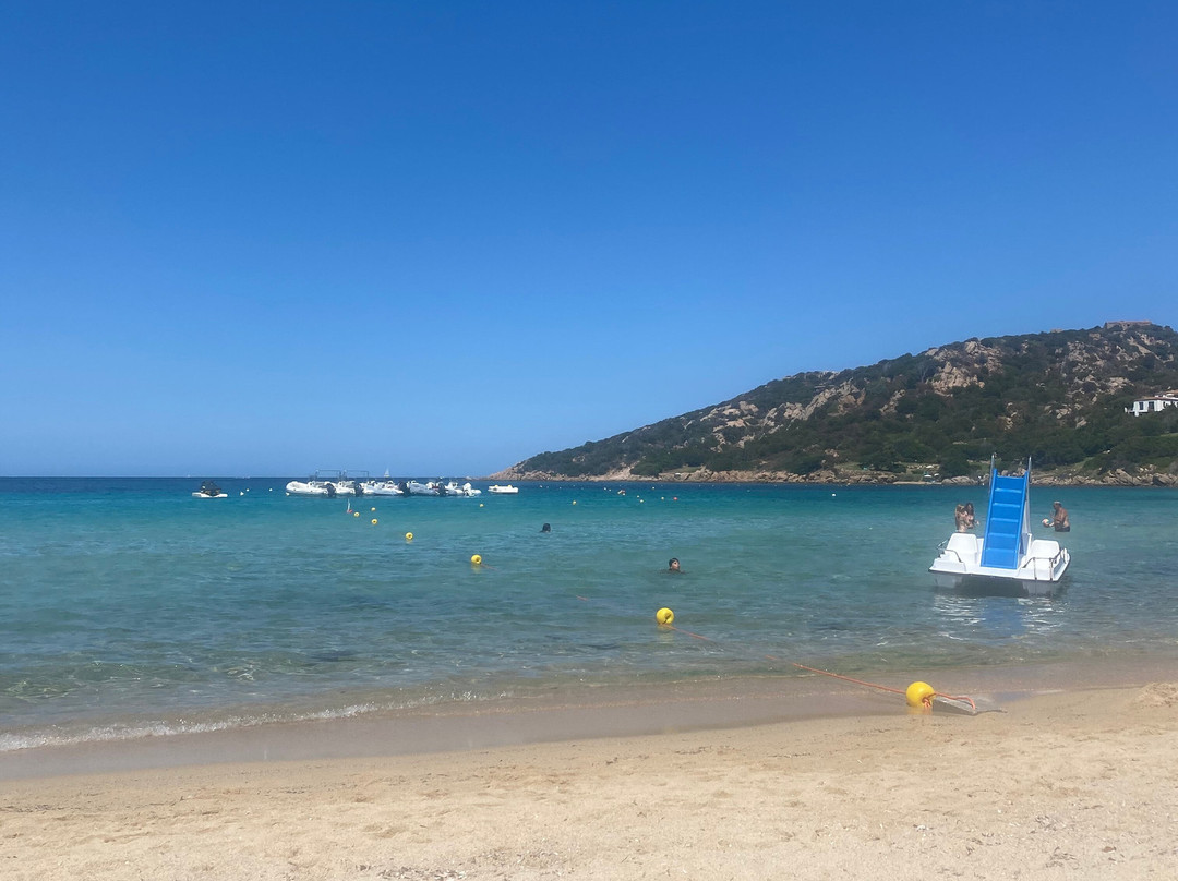 Spiaggia libera Baja Sardinia-Baia Sardinia必去景点