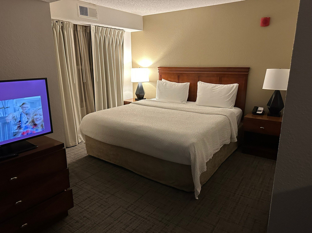 Residence Inn by Marriott Long Island Holtsville主图