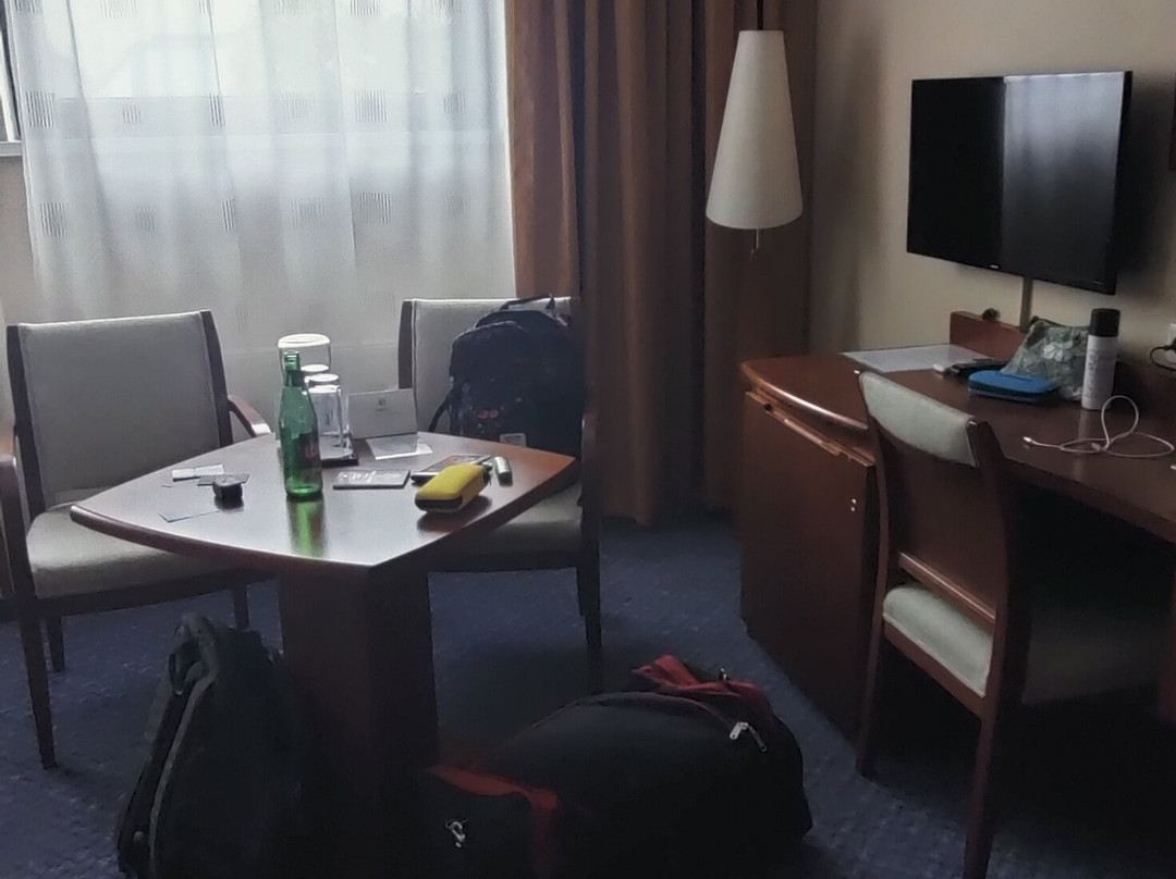 City Hotel主图