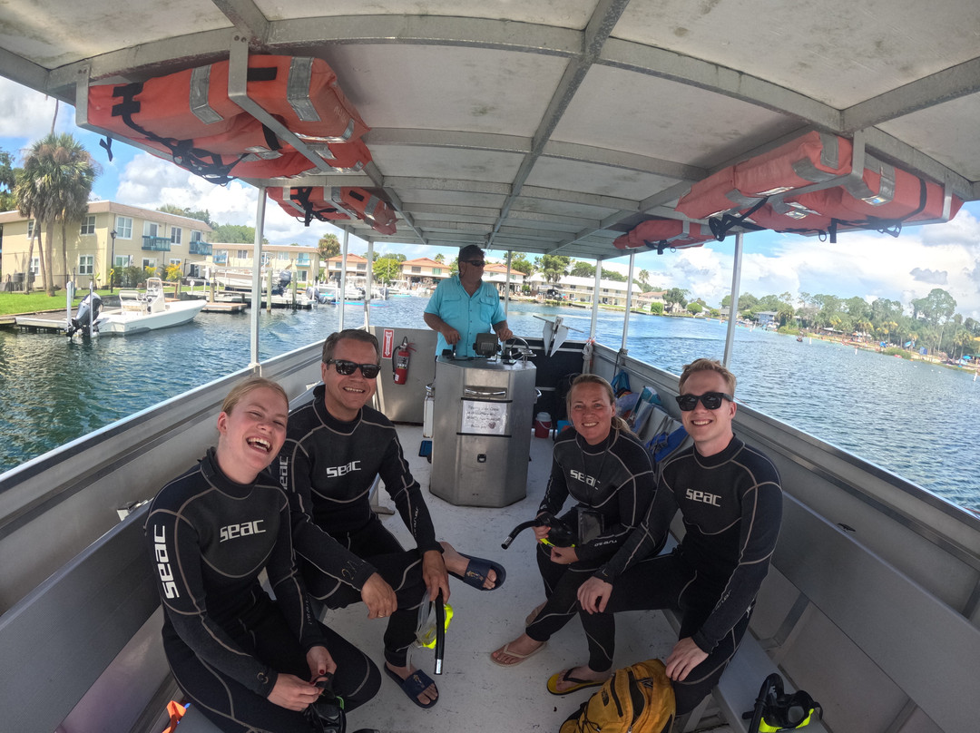 Adventure Diving-克里斯特尔里弗必去景点
