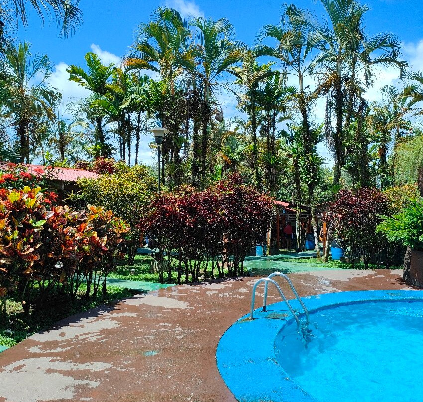 Termales Los Laureles-福德圣卡洛斯必去景点