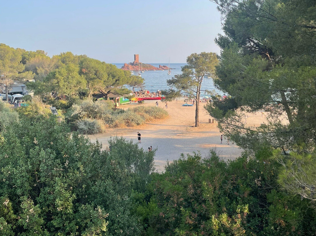 Plage Du Débarquement du Dramont-Saint-Raphael必去景点