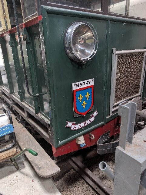 Le Train Touristique Du Bas Berry-Ecueille必去景点