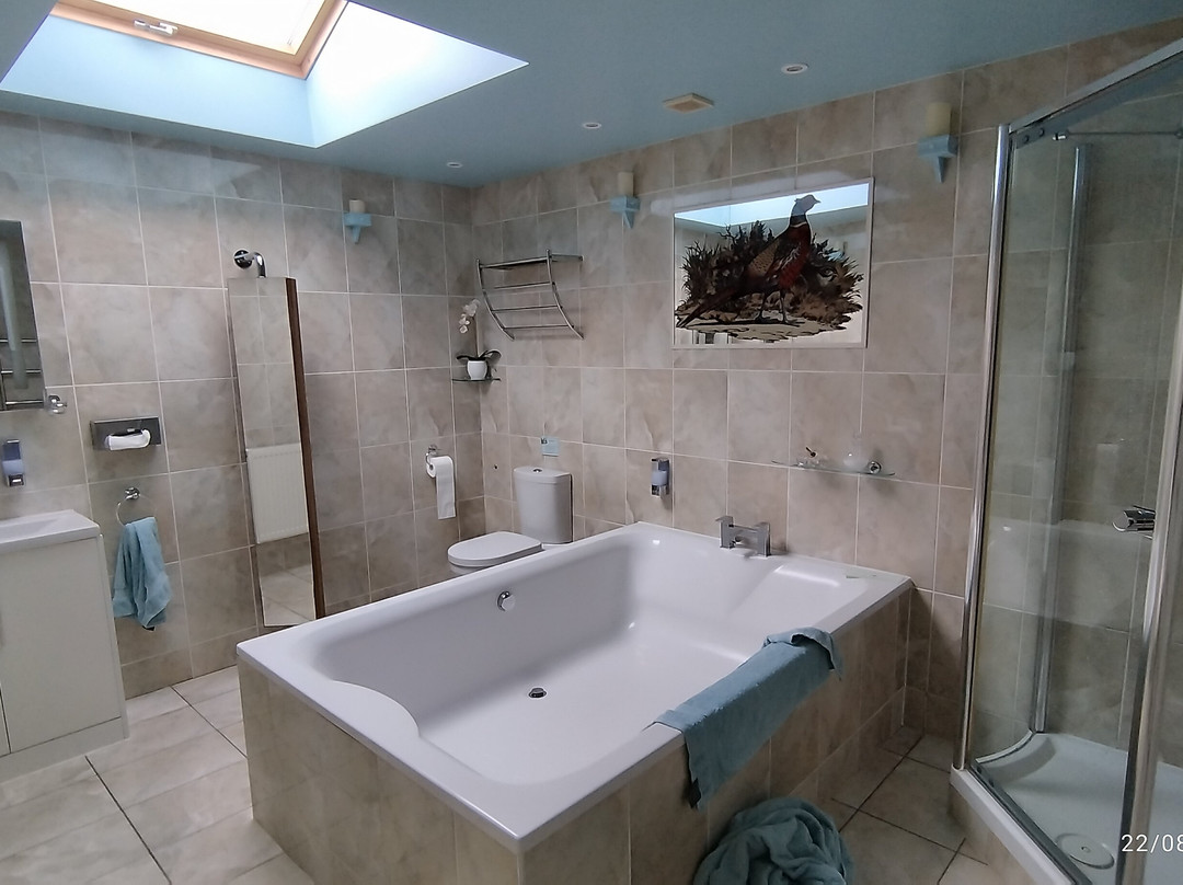Pheasant Suites Country Farm House主图