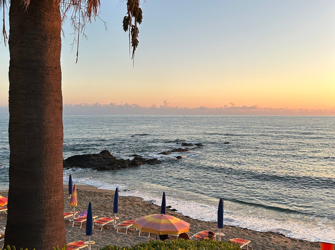 Lido Baja d'Oro-迪亚曼泰必去景点