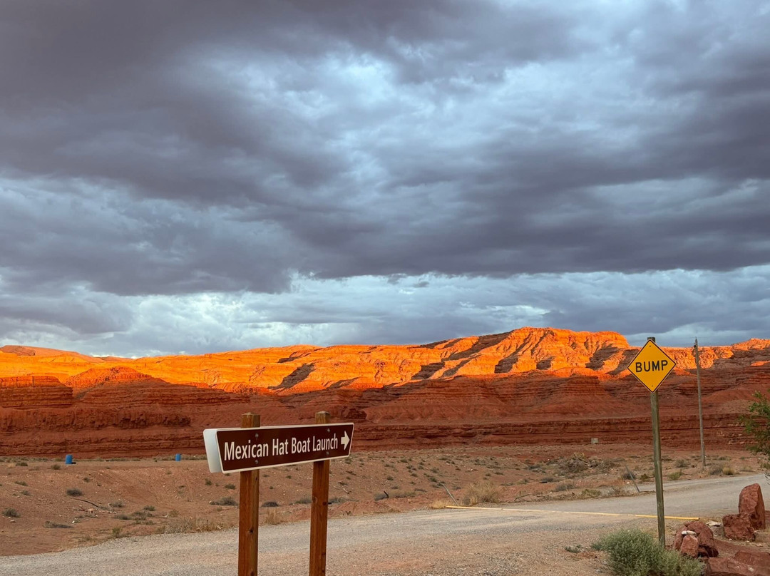 Mexican Hat Lodge主图