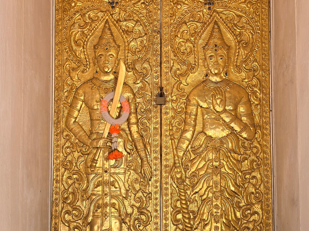 Wat Phra Kaeo Don Tao-南邦必去景点