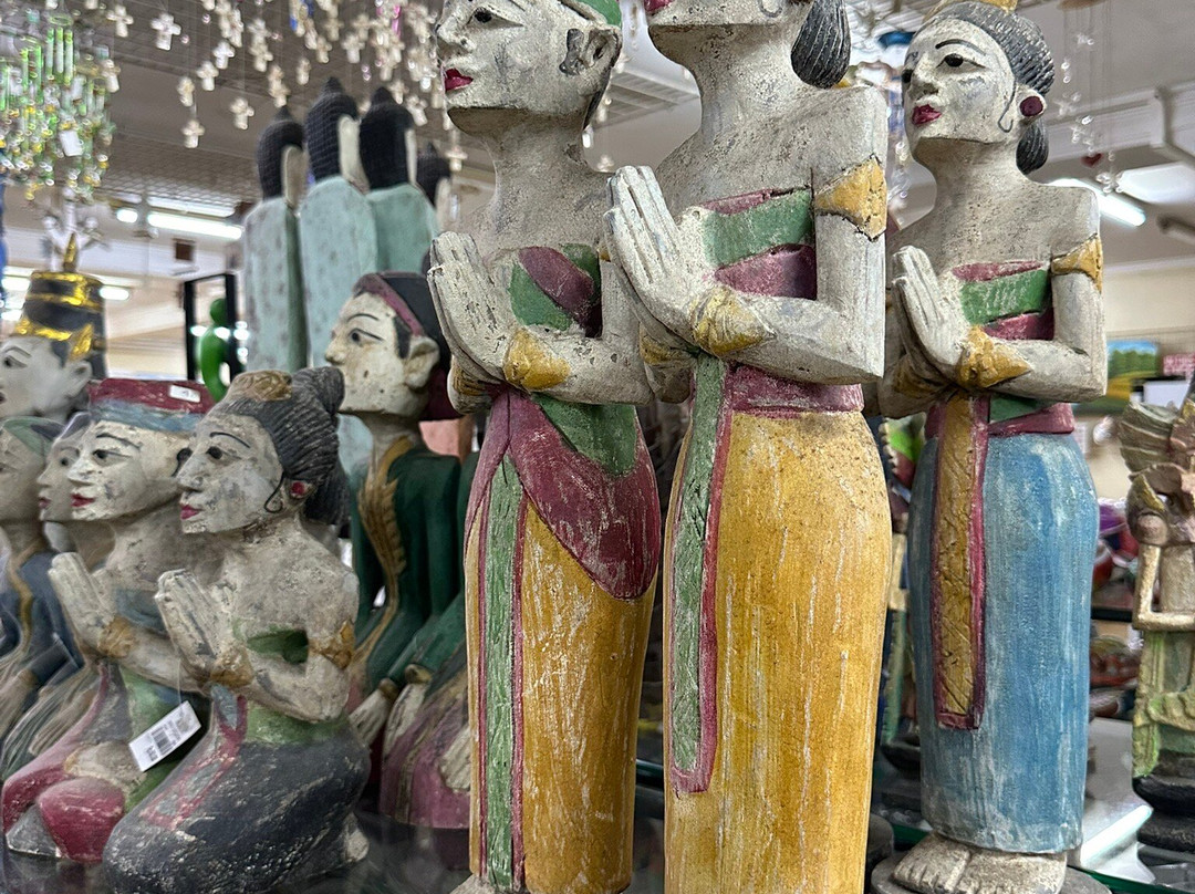 Mirota Batik-泗水必去景点