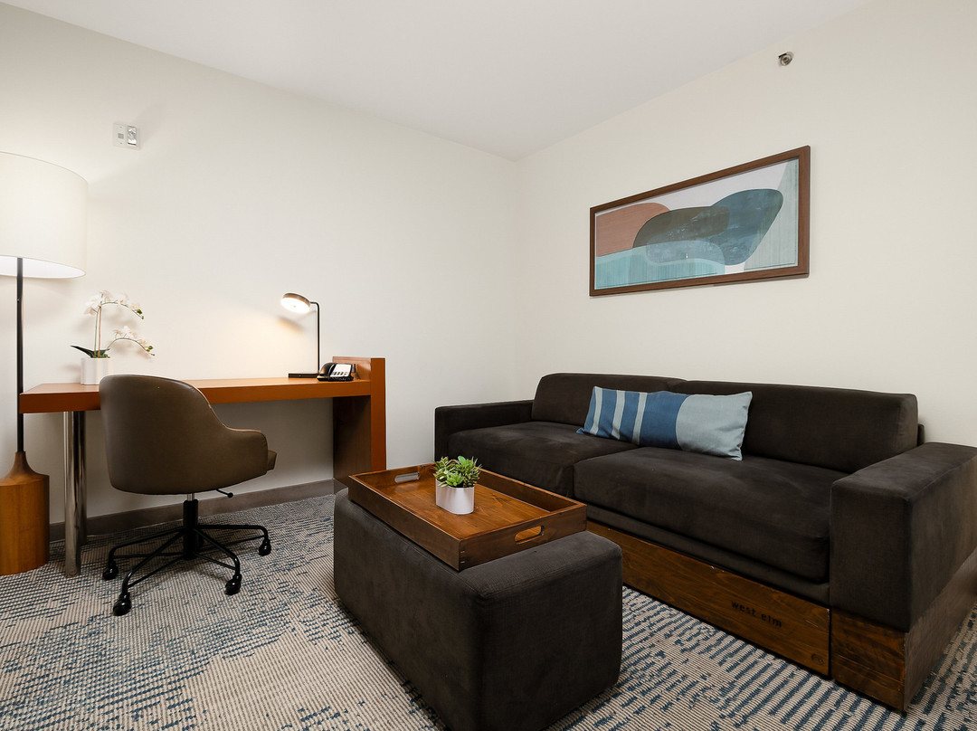 SpringHill Suites麦卡伦会议中心酒店主图