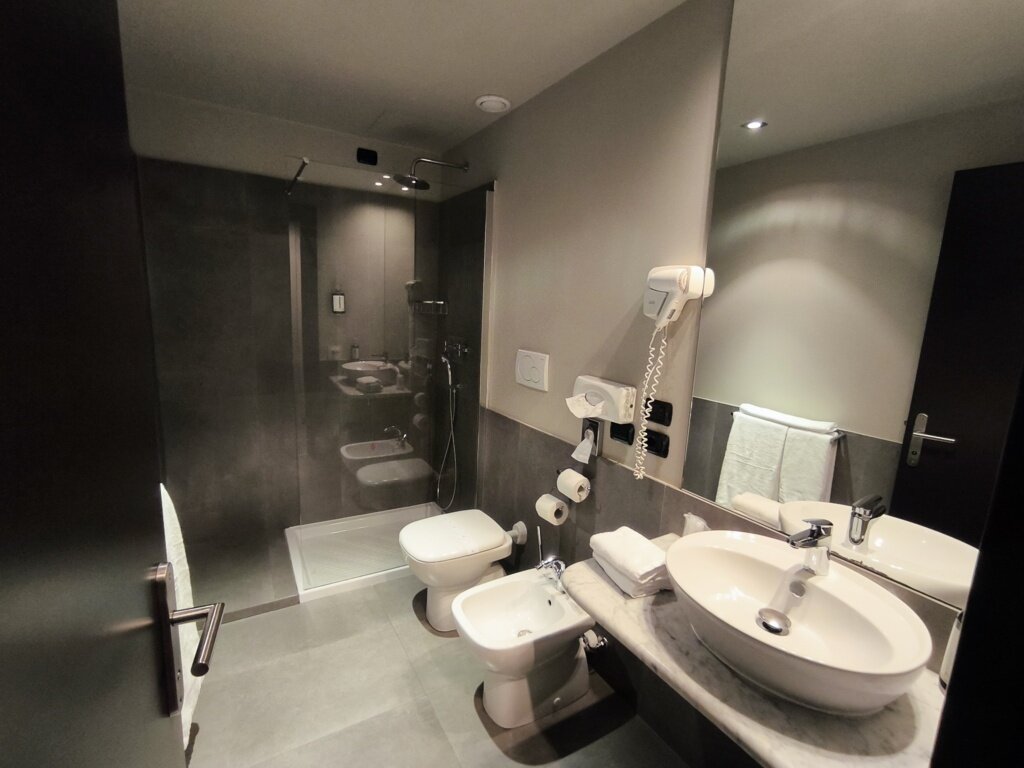 Continental Hotel-浴室