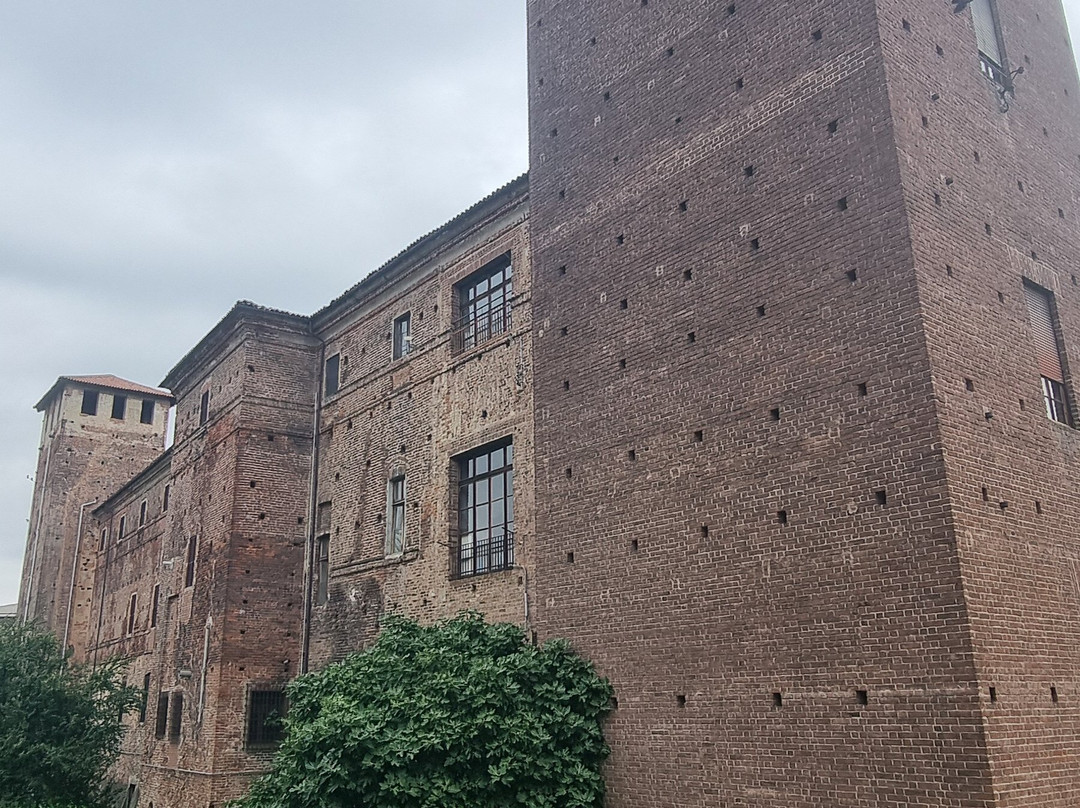 Castello Visconteo-韦尔切利必去景点