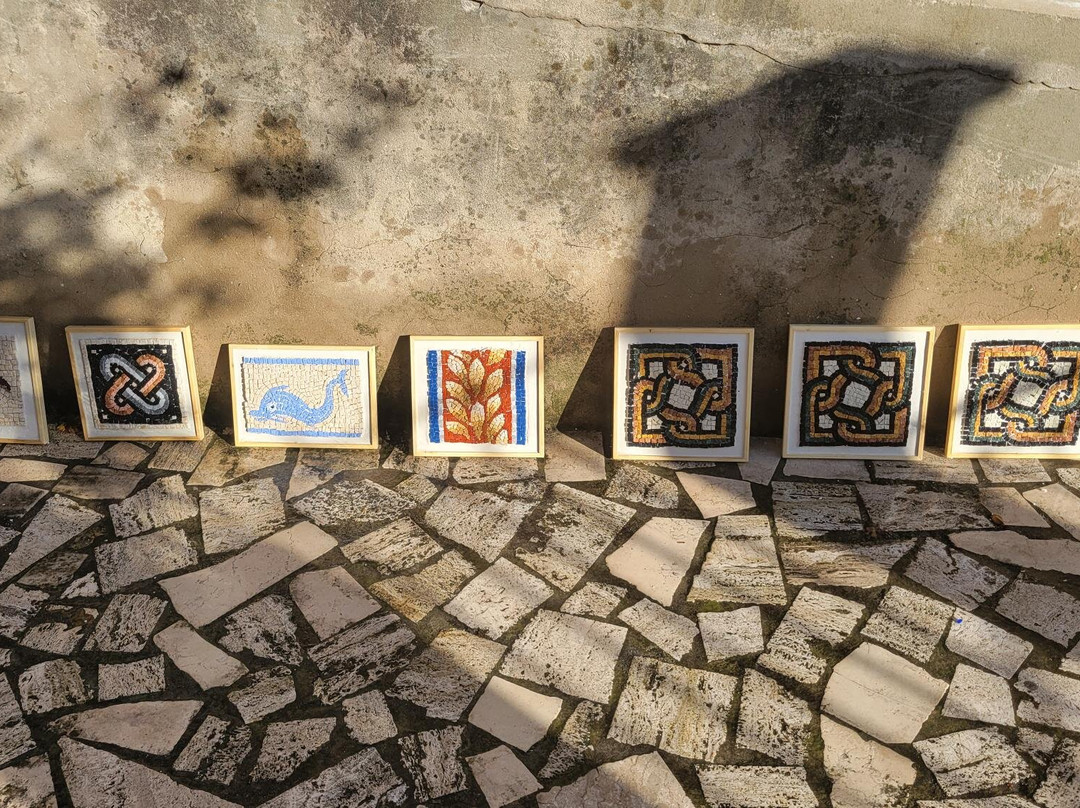 Mosaic Art School "Luciana Notturni"-拉韦纳必去景点