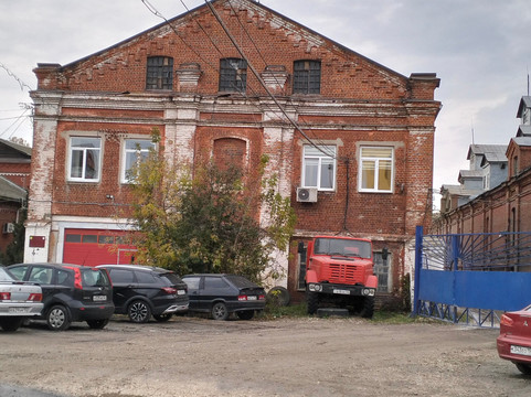 Complex of the Krupchatochny Mechanical Plant of the Partnership N.A. Bugrova-Volodarsk必去景点