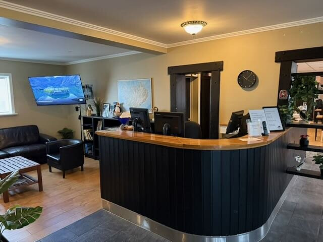 弗拉姆酒店主图