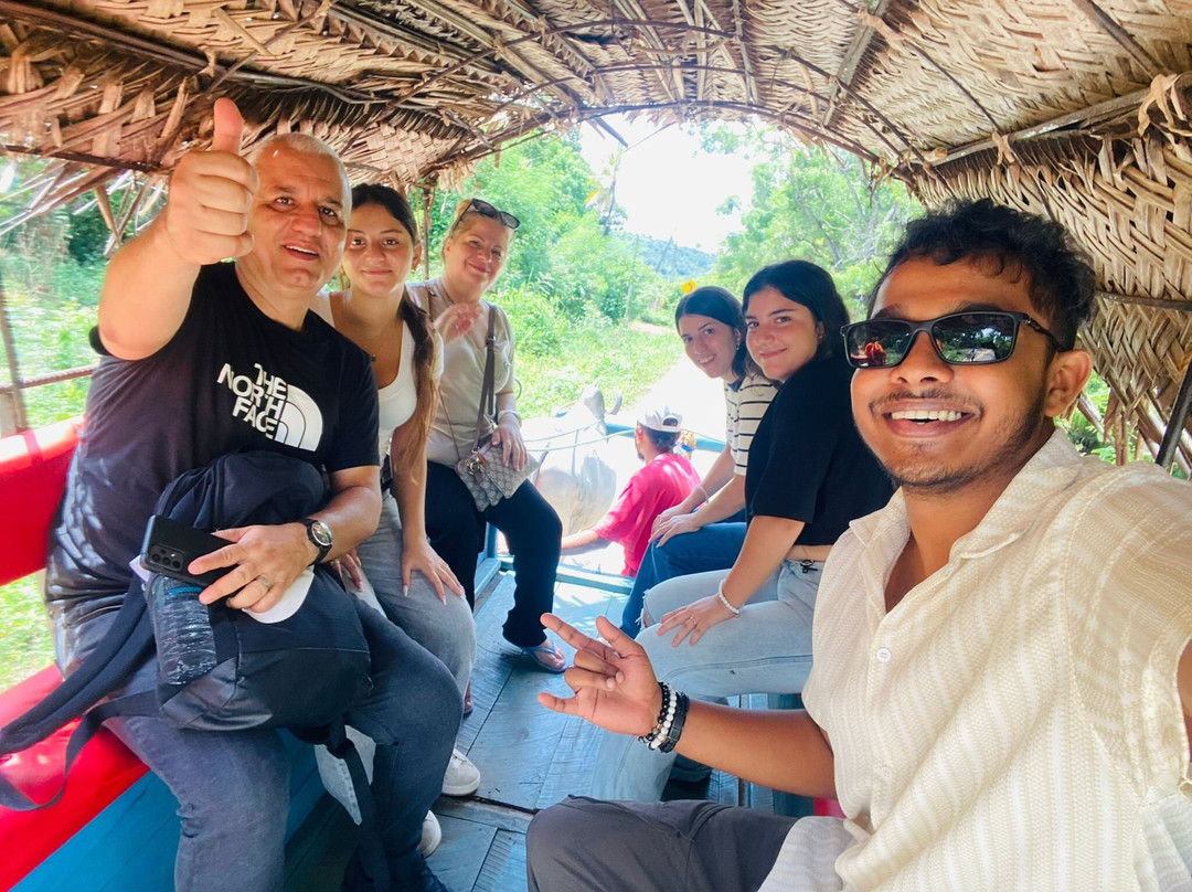 Escape with Yasun-tours & transfer(PVT)LTD-因都鲁瓦必去景点