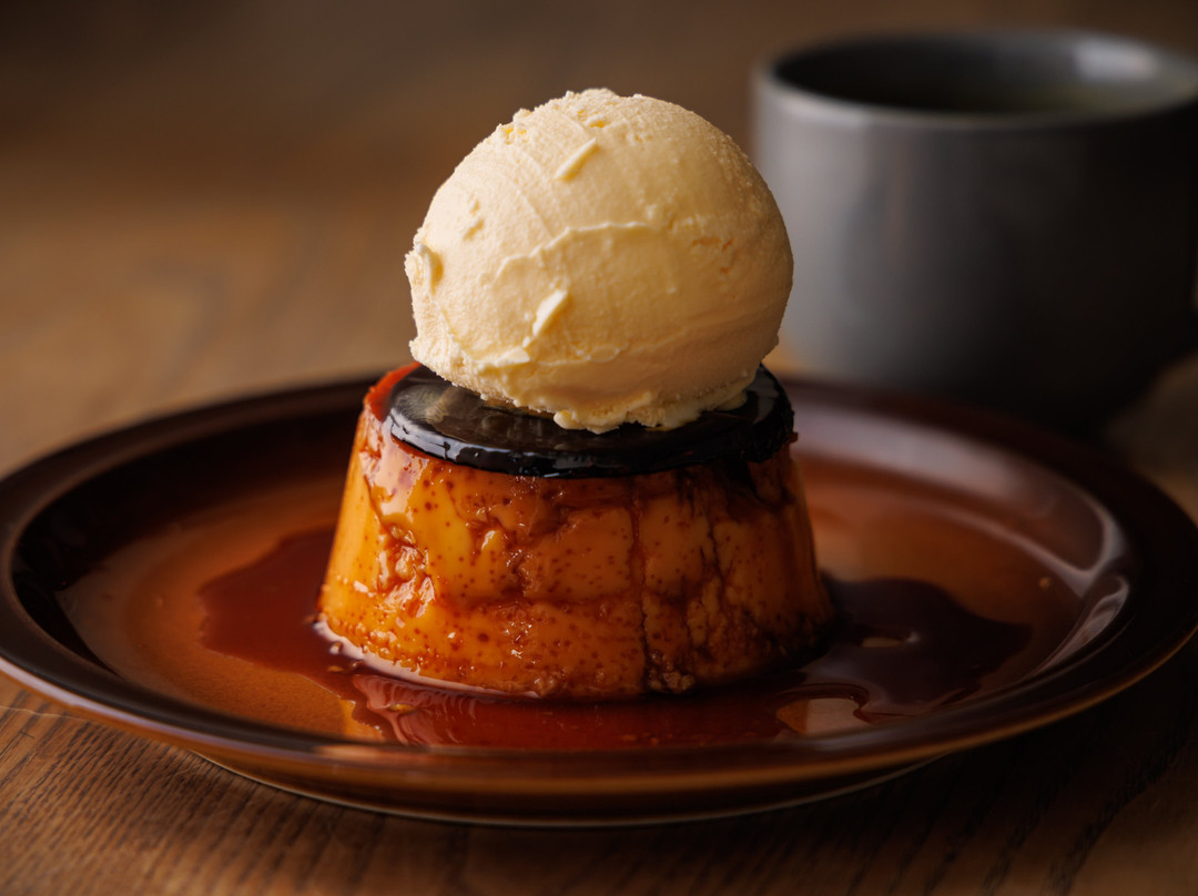 Hikiniku no Toriko Sakae