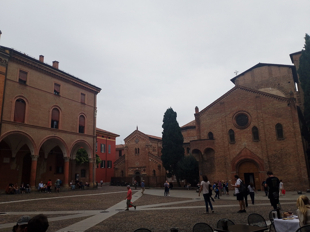 Piazza Santo Stefano-博洛尼亚必去景点