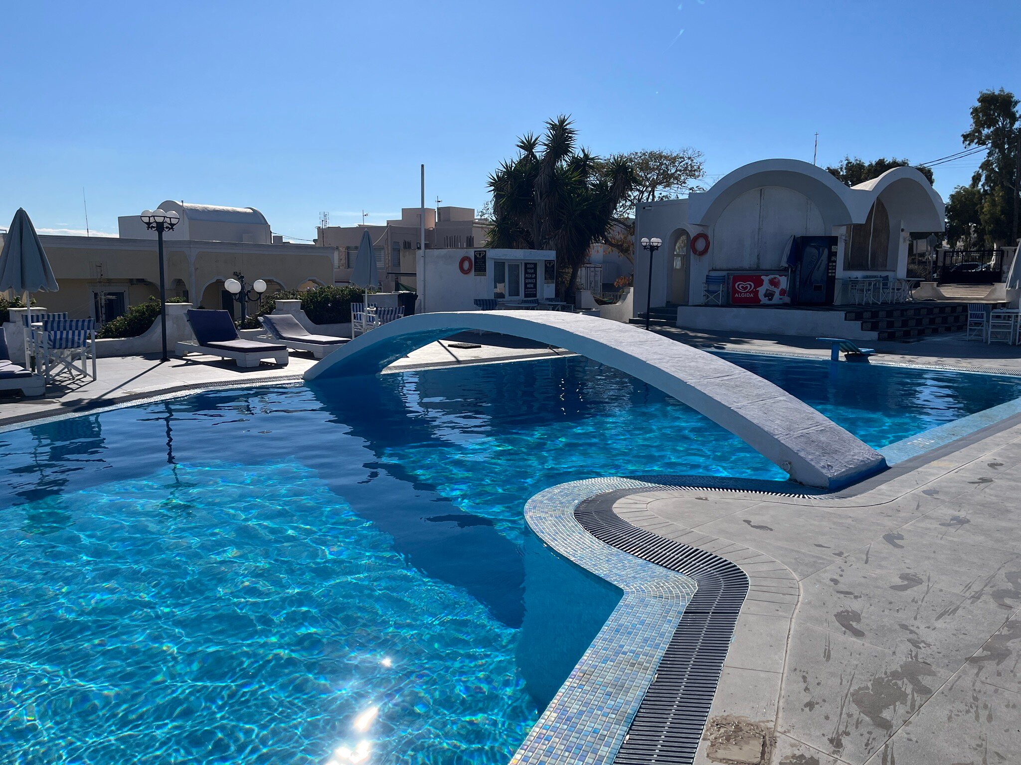 洛多斯酒店-官方