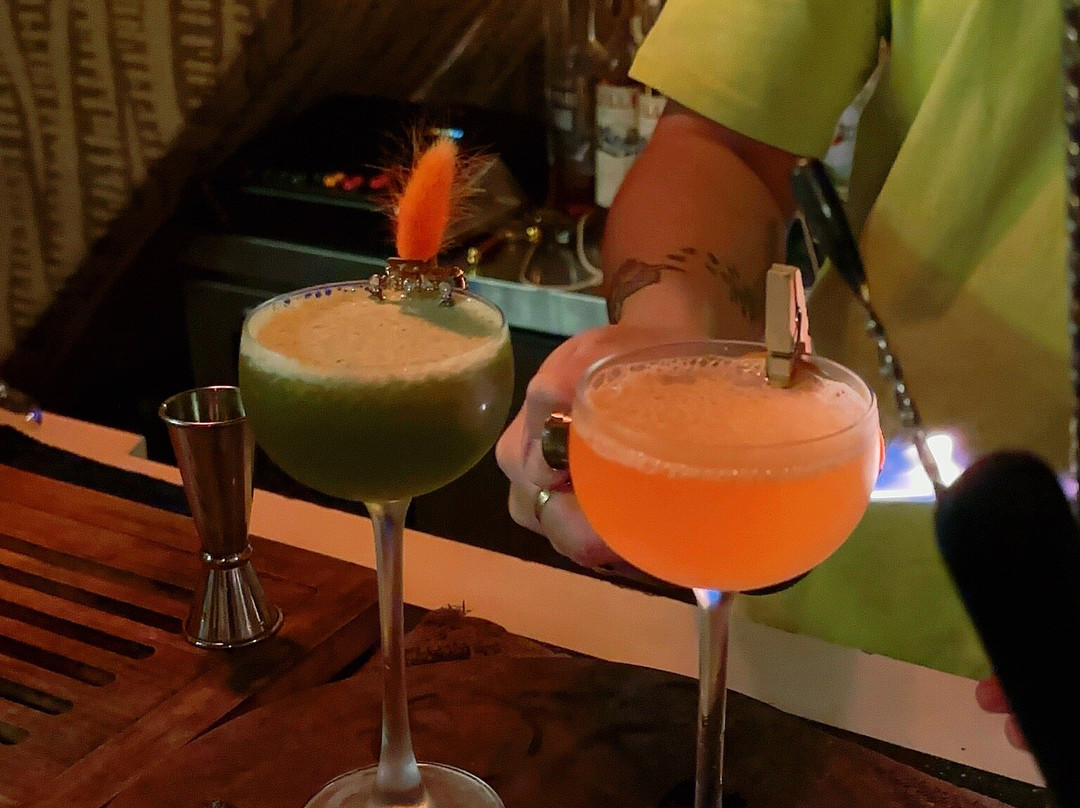 Eggssy mini speakeasy