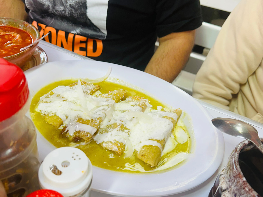 Mercado de Jamaica-墨西哥城必去景点