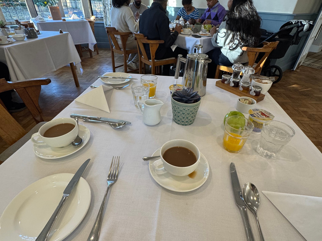 The Old New Inn主图