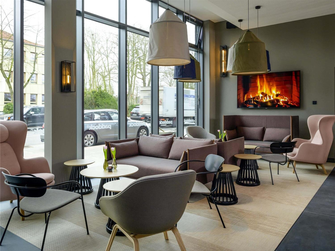 Lohne (Oldenburg)酒店住宿-宜必思尚品费希塔酒店