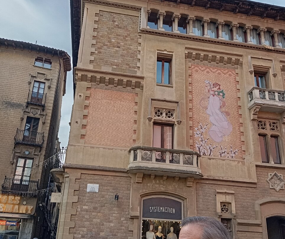 Plaça Major-维克必去景点