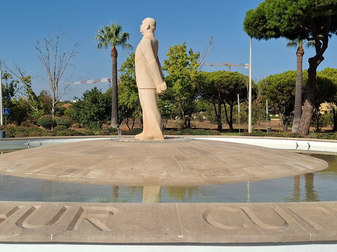 Fonte Arthur Cuoertino De Miranda-维拉摩拉必去景点