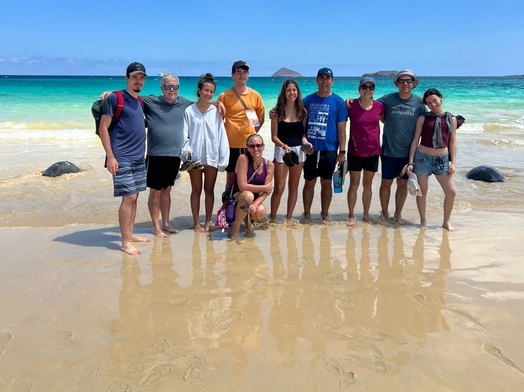 Galapagos Path-阿约拉港必去景点