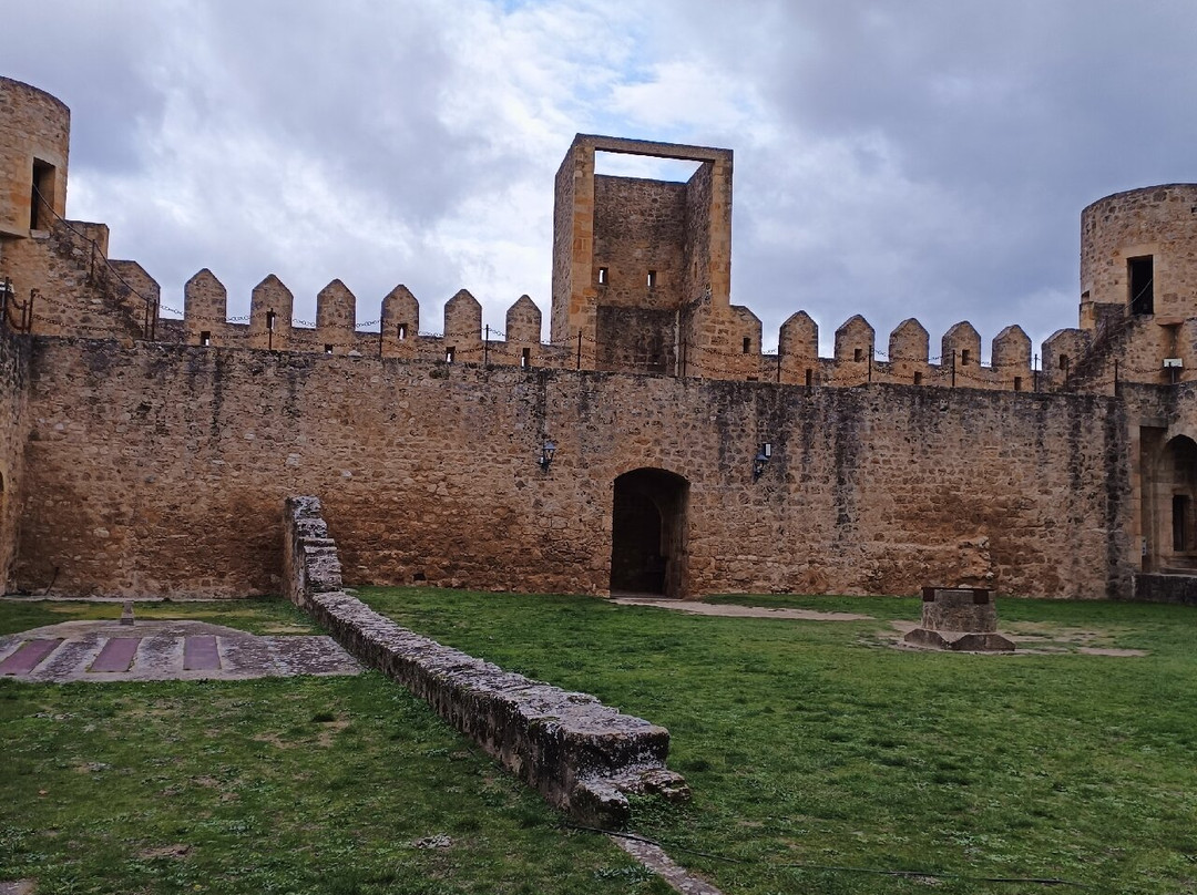 Castle of the Dukes of Frias-Frias必去景点