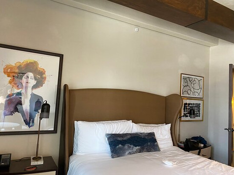 洛杉矶市中心菲格罗亚酒店主图