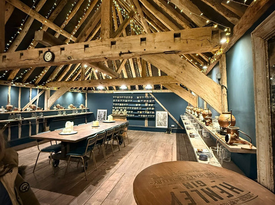 The Henley Distillery Gin Experience-泰晤士河畔亨利必去景点