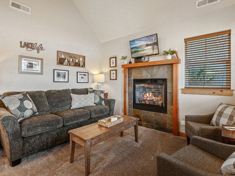 Dover Bay Resort Sandpoint主图