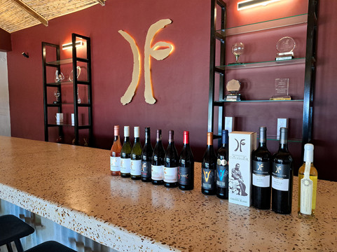 黛玛斯芳婷酒庄乡村旅馆主图