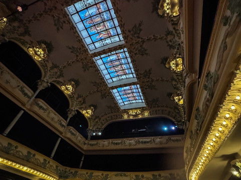 Theatre des Varietes-贝济耶必去景点