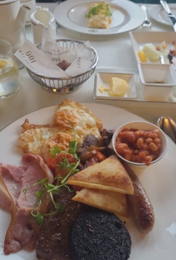 100 Princes Street Edinburgh-官方