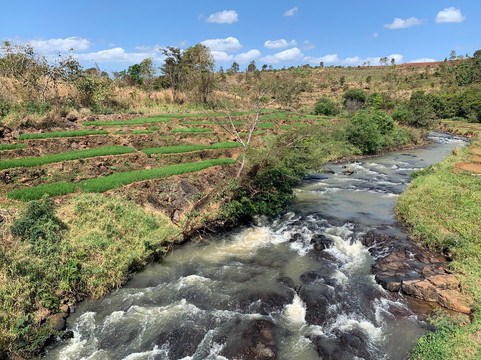 Phu Cuong Waterfall-百里居必去景点