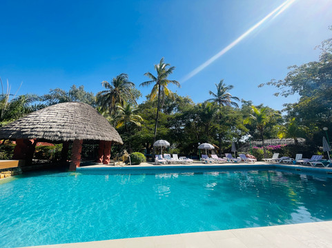 Hôtel Les Bougainvillées主图