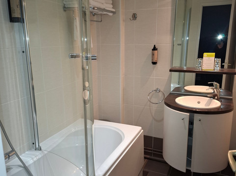 雷泽尔弗酒店主图