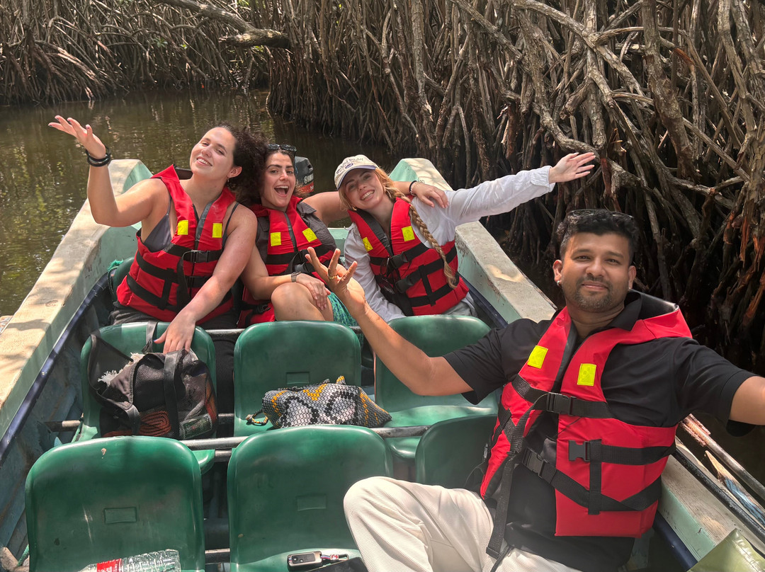 Happy Tours Kalpitiya-卡尔皮蒂耶必去景点